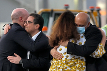 5 người Mỹ được thả về nước sau thỏa thuận trao đổi tù nhân với Iran