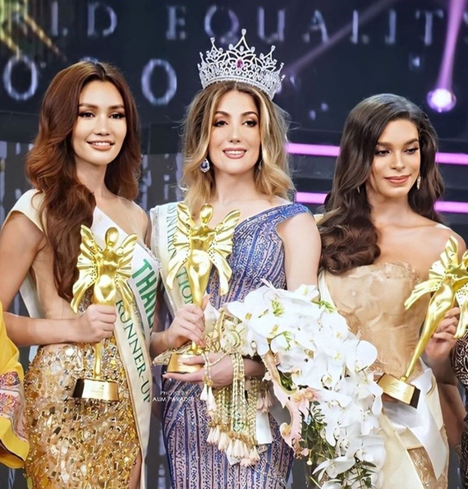 Hương Giang nói gì khi Hoài Sa dừng Top 12 Hoa hậu Chuyển giới Quốc tế? - 6 Hương Giang nói gì khi Hoài Sa dừng Top 12 Hoa hậu Chuyển giới Quốc tế? - 6