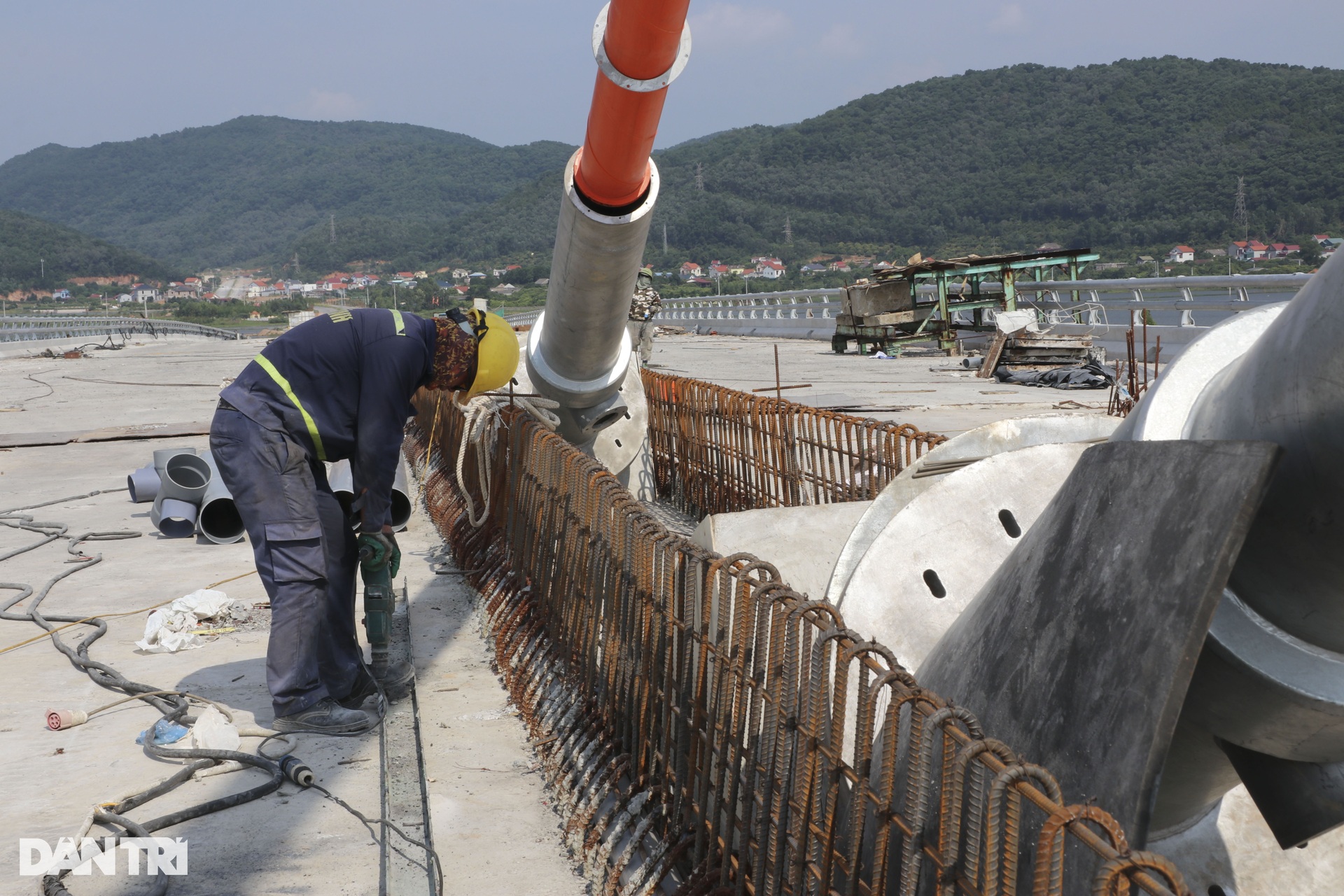 Hiện trạng cầu Đồng Việt gần 1.500 tỷ đồng nối Bắc Giang - Hải Dương - 12 Hiện trạng cầu Đồng Việt gần 1.500 tỷ đồng nối Bắc Giang - Hải Dương - 12