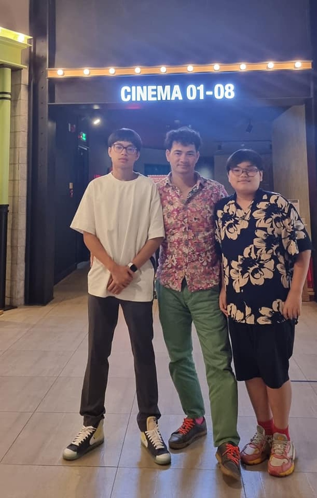 Phản ứng không ngờ của Xuân Bắc khi đi công tác về thấy cá Koi chết hết - 2 Phản ứng không ngờ của Xuân Bắc khi đi công tác về thấy cá Koi chết hết - 2