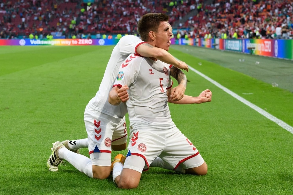 Đè bẹp Xứ Wales, những chú lính chì Đan Mạch vào tứ kết Euro 2020 - 2 Đè bẹp Xứ Wales, những chú lính chì Đan Mạch vào tứ kết Euro 2020 - 2