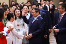 Việt Nam luôn ưu tiên hàng đầu phát triển quan hệ hữu nghị với Trung Quốc