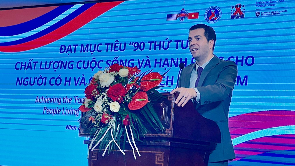 Giảm số ca mắc mới HIV, Việt Nam hướng tới mục tiêu 90 thứ Tư - 2 Giảm số ca mắc mới HIV, Việt Nam hướng tới mục tiêu 90 thứ Tư - 2