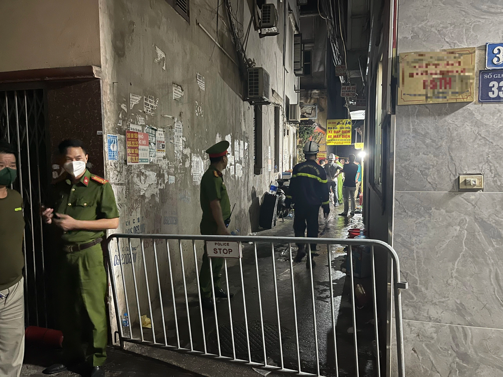 Cháy nhà trọ 5 tầng ở Hà Nội, 14 người chết - 4