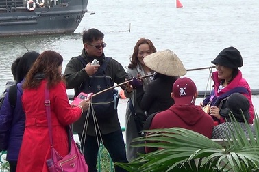 Du khách kém hài lòng khi mua sắm, tiêu dùng ở Hà Nội?