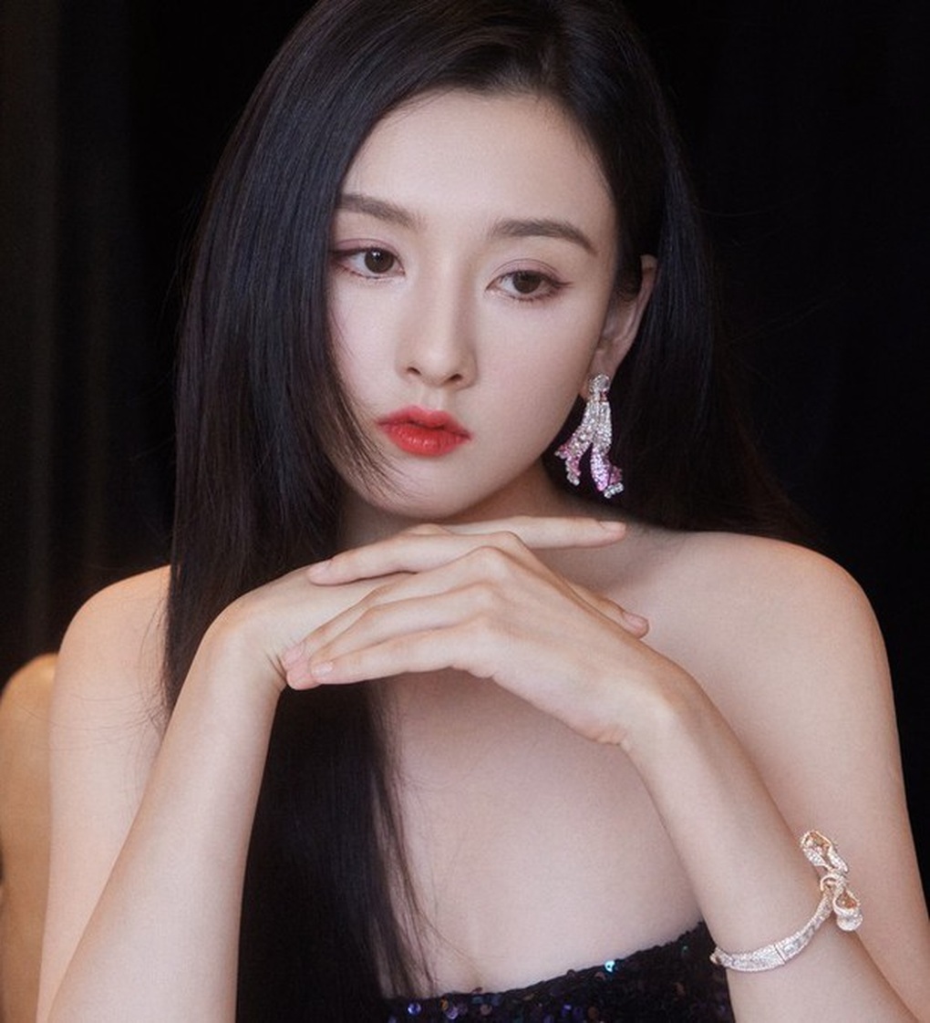 Tiểu Trương Bá Chi mất hy vọng trở lại làng giải trí vì trốn thuế - 2 Tiểu Trương Bá Chi mất hy vọng trở lại làng giải trí vì trốn thuế - 2