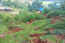 Huyện "xin" khẩn cấp xây dựng 2 khu tái định cư do sạt lở