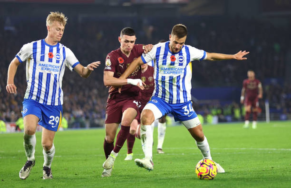 HLV Pep Guardiola lập kỷ lục đáng buồn sau khi Man City thua Brighton - 2 HLV Pep Guardiola lập kỷ lục đáng buồn sau khi Man City thua Brighton - 2