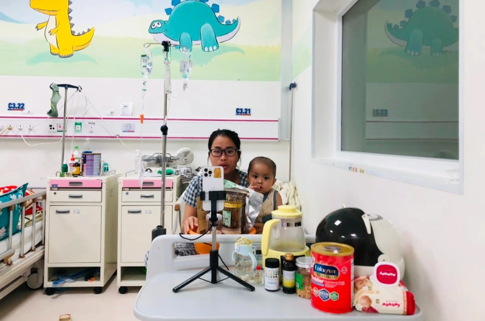 Những giọt nước mắt chảy xuôi trong ngày 20/10 - 2 Những giọt nước mắt chảy xuôi trong ngày 20/10 - 2