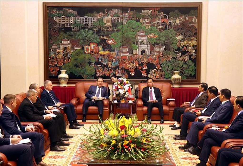Thủ tướng Belarus thăm và làm việc tại Hưng Yên - 1 Thủ tướng Belarus thăm và làm việc tại Hưng Yên - 1
