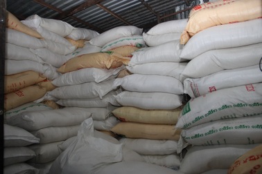 Bắt kho đường cát khủng không hóa đơn chứng từ giữa thành phố