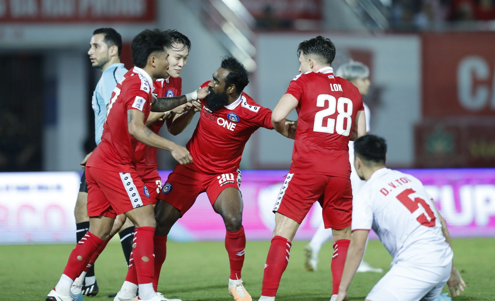 Đánh bại đội bóng Malaysia, Hải Phòng FC rộng cửa đi tiếp ở AFC Cup - 2 Đánh bại đội bóng Malaysia, Hải Phòng FC rộng cửa đi tiếp ở AFC Cup - 2