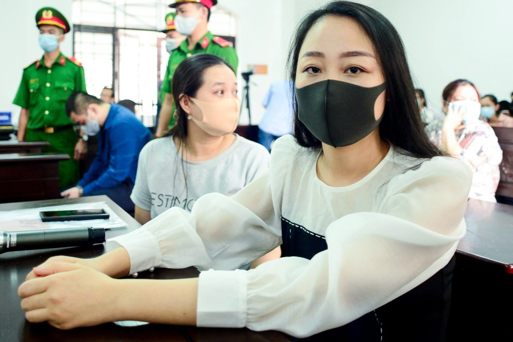 Thúc thi hành án, buộc tài xế Mercedes bồi thường 1,5 tỷ cho nữ tiếp viên - 2 Thúc thi hành án, buộc tài xế Mercedes bồi thường 1,5 tỷ cho nữ tiếp viên - 2