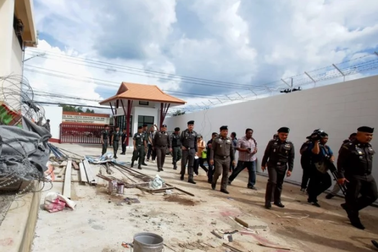 Phớt lờ Trung Quốc, Malaysia thả tù nhân người Duy Ngô Nhĩ