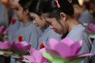 Những giọt nước mắt đã rơi trong lễ Vu lan ở TPHCM