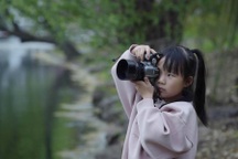 Cô bé 6 tuổi trở thành nhiếp ảnh gia nổi tiếng