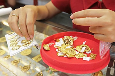 Vàng “đứt mạch” tăng giá sau phiên khai Xuân
