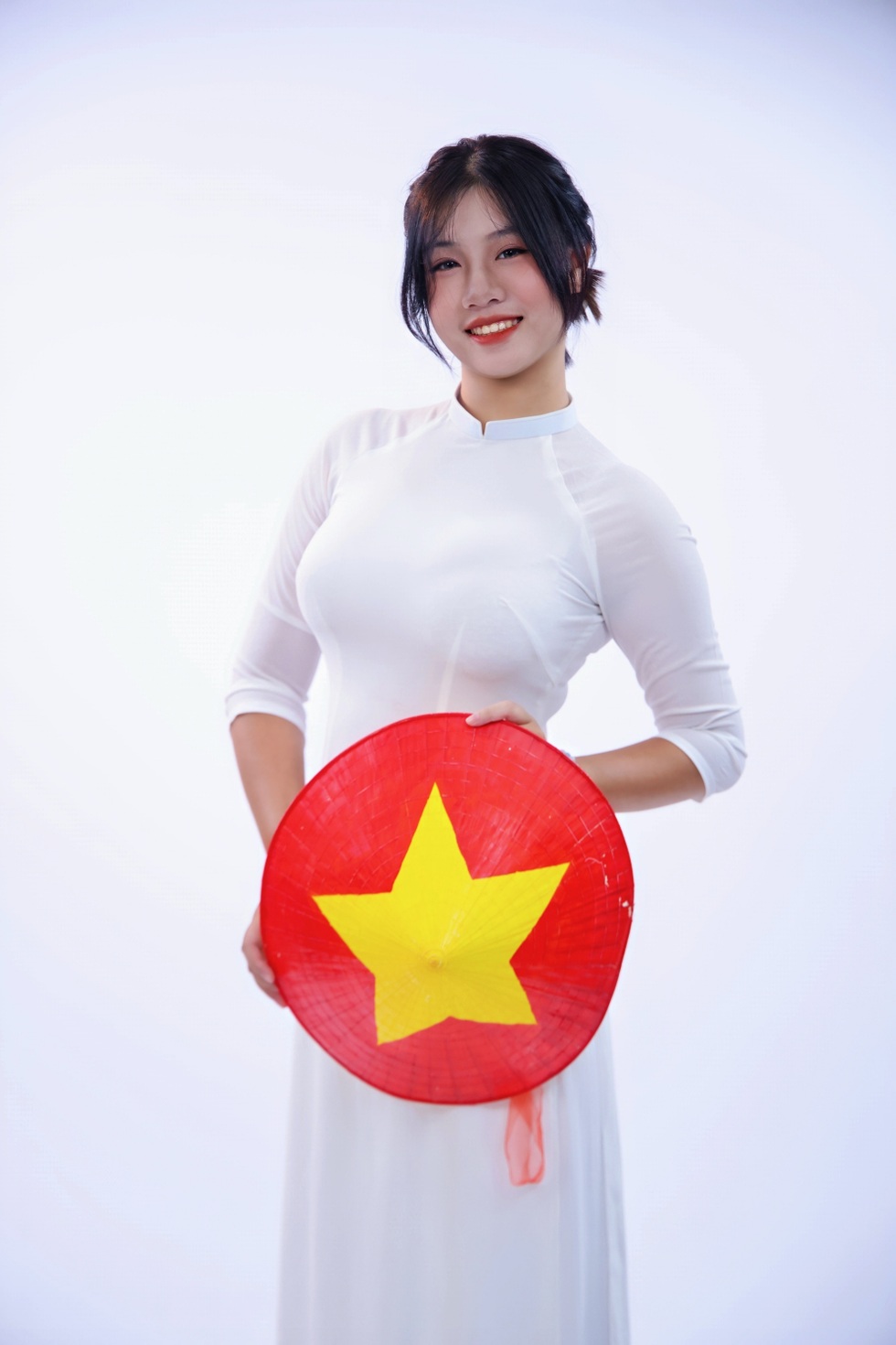 Nữ sinh chuyên ngữ đạt kỳ tích cuộc thi tiếng Trung lớn nhất thế giới - 8 Nữ sinh chuyên ngữ đạt kỳ tích cuộc thi tiếng Trung lớn nhất thế giới - 8