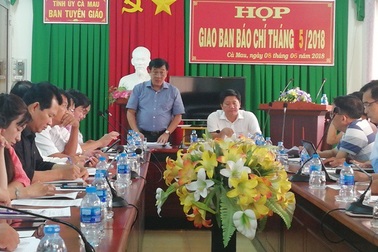 Một nghi can nghi tự tử trong nhà tạm giữ