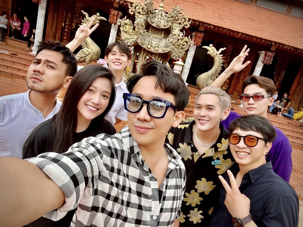 Quỳnh Lý Nhà bà Nữ: Tôi được anh Trấn Thành chỉ dạy, chia sẻ mọi điều - 2 Quỳnh Lý Nhà bà Nữ: Tôi được anh Trấn Thành chỉ dạy, chia sẻ mọi điều - 2