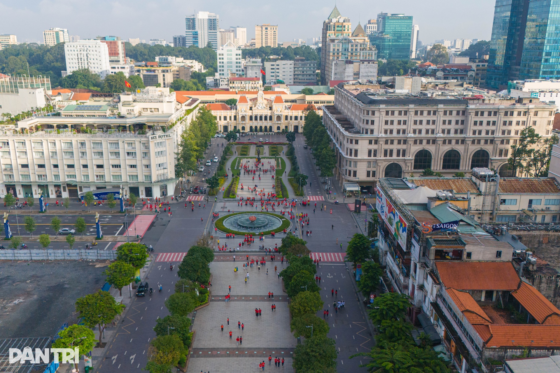 6.000 người đi bộ hưởng ứng chương trình Cùng Việt Nam tiến bước - 10 6.000 người đi bộ hưởng ứng chương trình Cùng Việt Nam tiến bước - 10