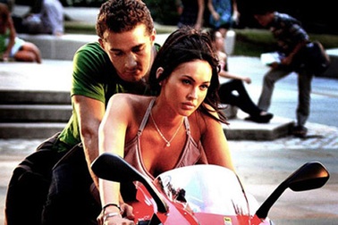 Năm 2009: Ngành công nghiệp điện ảnh "làm ăn" phát đạt