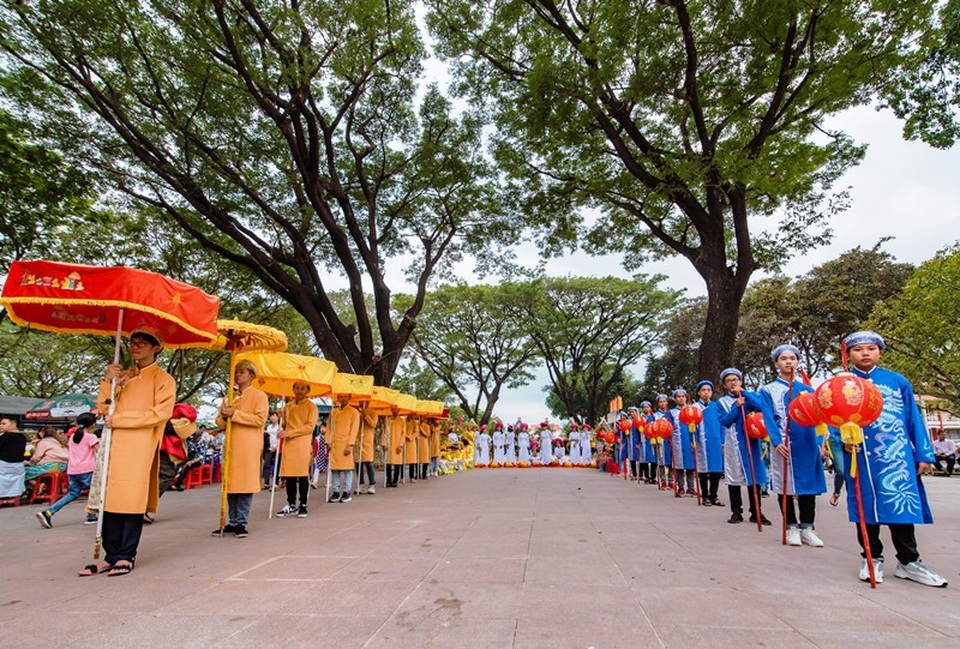 Vạn người nô nức dự lễ hội chiến thắng Ngọc Hồi - Đống Đa - 5 Vạn người nô nức dự lễ hội chiến thắng Ngọc Hồi - Đống Đa - 5