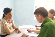 Vừa ra khỏi cổng trại giam, người phụ nữ ghé nhà dân trộm tài sản