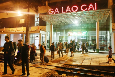 Khôi phục đôi tàu tuyến Hà Nội - Lào Cai phục vụ du khách đi Sa Pa