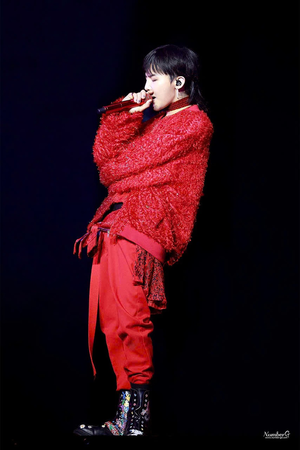 Lý do khiến G-Dragon trở thành thần tượng của nhiều thế hệ giới trẻ - 2 Lý do khiến G-Dragon trở thành thần tượng của nhiều thế hệ giới trẻ - 2