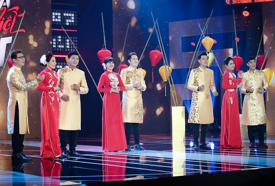 Vợ chồng Đông Nhi – Ông Cao Thắng lần đầu tiên song ca sau kết hôn - 15 Vợ chồng Đông Nhi – Ông Cao Thắng lần đầu tiên song ca sau kết hôn - 15