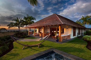 Giới siêu giàu nghỉ dưỡng ở thiên đường Hawaii thế nào?