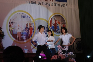 SV Bách khoa thực hành tiết kiệm