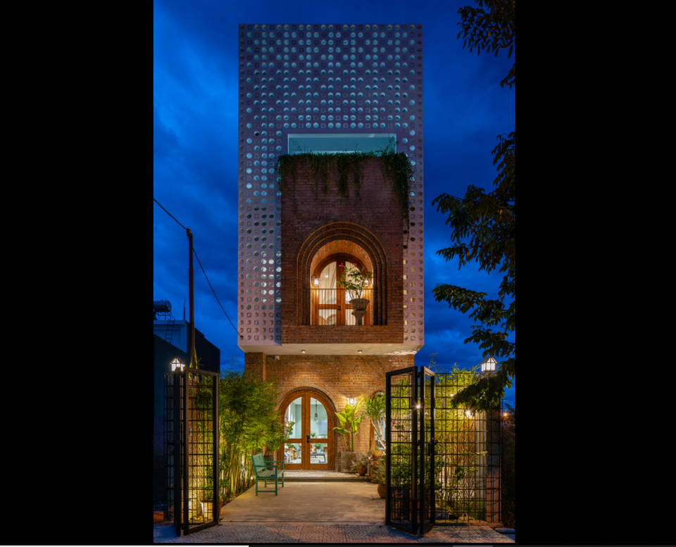 Ngôi nhà tầng mộc mà chất, nhìn đâu cũng thấy cây xanh ở Đà Nẵng - 9 Ngôi nhà tầng mộc mà chất, nhìn đâu cũng thấy cây xanh ở Đà Nẵng - 9