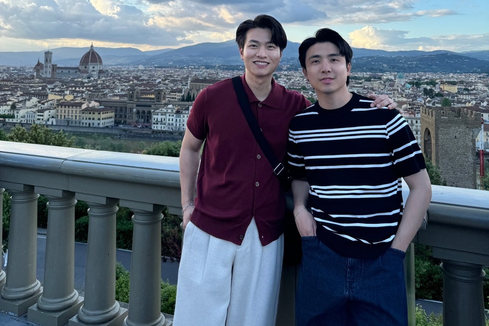 Fan bỏ tiền triệu, cặp LGBT hủy show: Tranh cãi mang tình cảm ra bán vé - 3 Fan bỏ tiền triệu, cặp LGBT hủy show: Tranh cãi mang tình cảm ra bán vé - 3