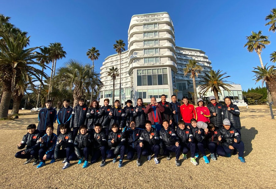 Đội tuyển nữ Việt Nam đến Hàn Quốc, tập luyện tại đảo Jeju - 3