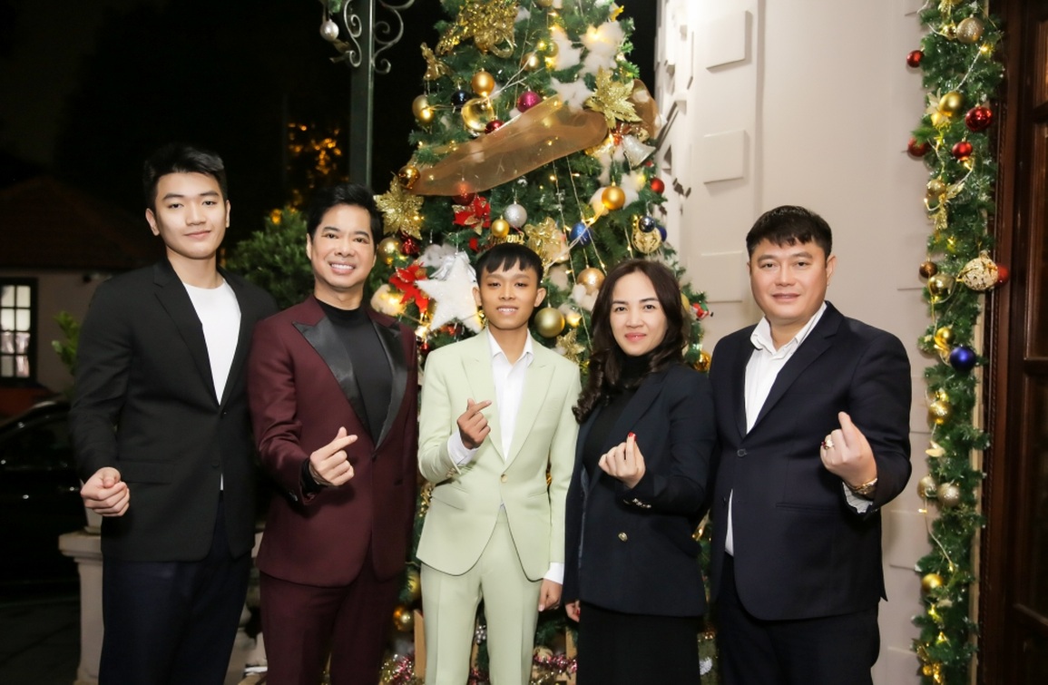 Ông Nguyễn Đức Thụy - đại gia nghìn tỷ tuyên bố đồng hành với Ngọc Sơn, Hồ Văn Cường - 2 Ông Nguyễn Đức Thụy - đại gia nghìn tỷ tuyên bố đồng hành với Ngọc Sơn, Hồ Văn Cường - 2