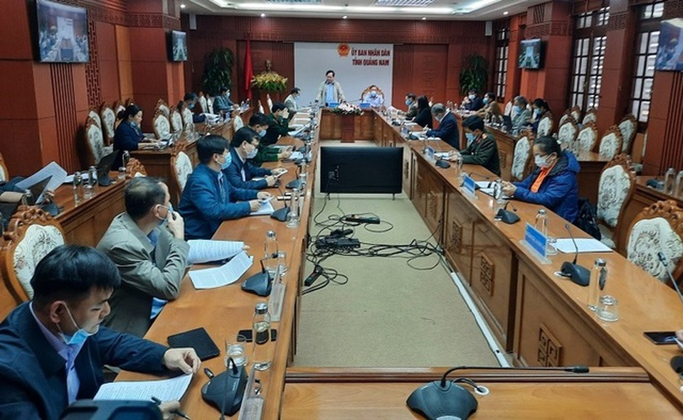 Các tỉnh ráo riết lập chốt kiểm tra, giám sát người đến từ vùng dịch - 4 Các tỉnh ráo riết lập chốt kiểm tra, giám sát người đến từ vùng dịch - 4