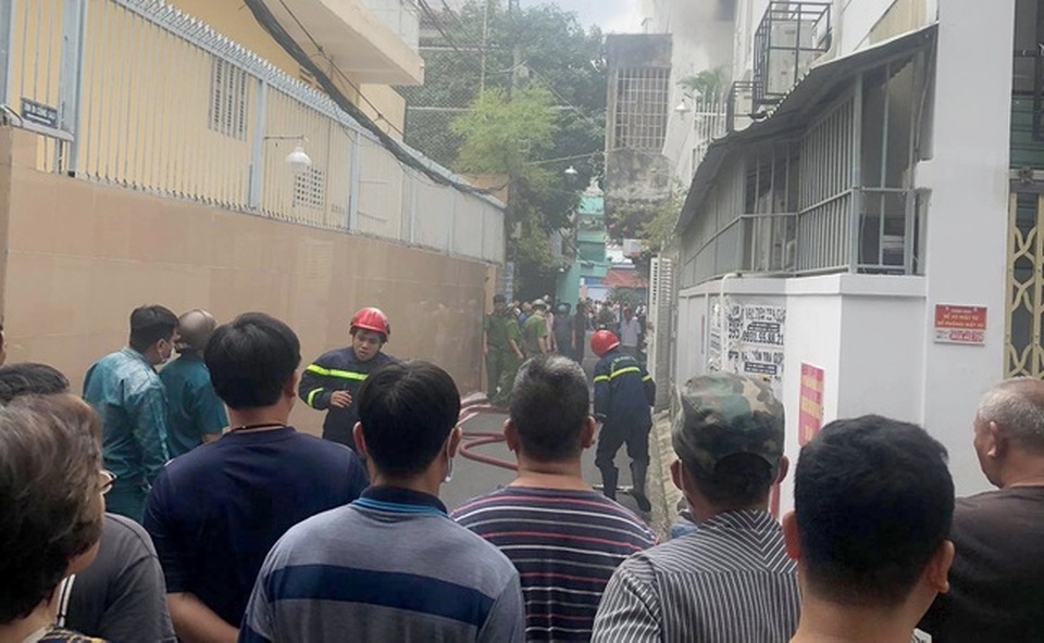 Bắt nghi can giết người phụ nữ, đốt nhà phi tang - 2 Bắt nghi can giết người phụ nữ, đốt nhà phi tang - 2