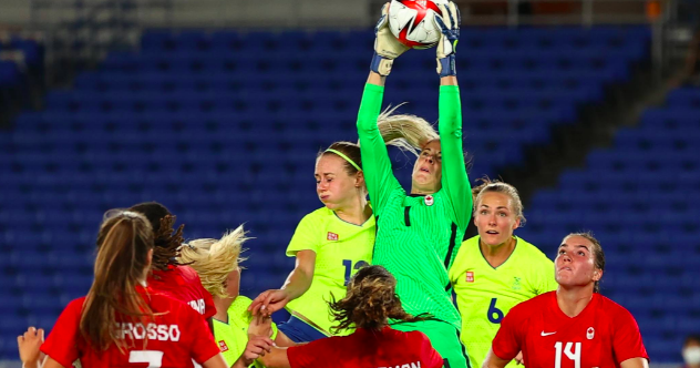 Đánh bại Thụy Điển, Canada lần đầu giành HCV bóng đá nữ Olympic - 3 Đánh bại Thụy Điển, Canada lần đầu giành HCV bóng đá nữ Olympic - 3