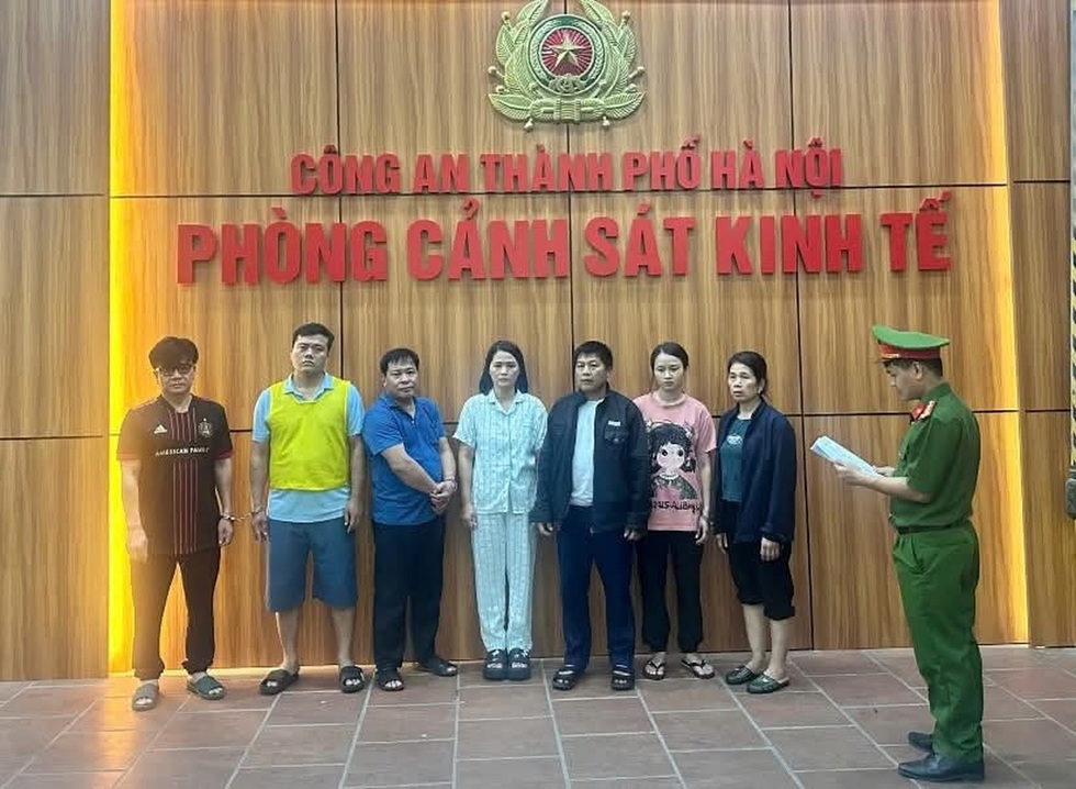 “Ăn bẩn” từ lợn bẩn - 1