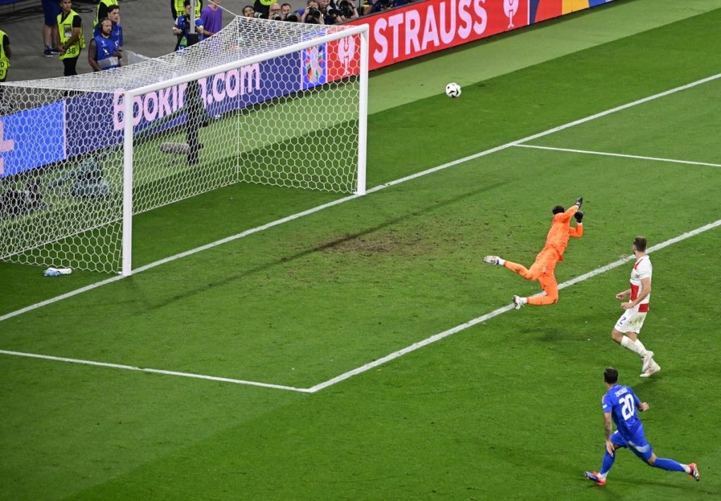 UEFA bình chọn 10 bàn thắng đẹp nhất Euro 2024 - 5 UEFA bình chọn 10 bàn thắng đẹp nhất Euro 2024 - 5