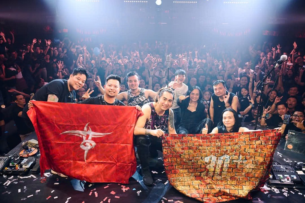 The Wall feiert sein 30-jähriges Jubiläum mit einer Europatournee - 1 Bức Tường kỷ niệm 30 năm thành lập bằng tour lưu diễn châu Âu - 1