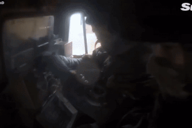 Pháo phản lực "Cuồng phong" Nga phóng tên lửa vào các mục tiêu Ukraine