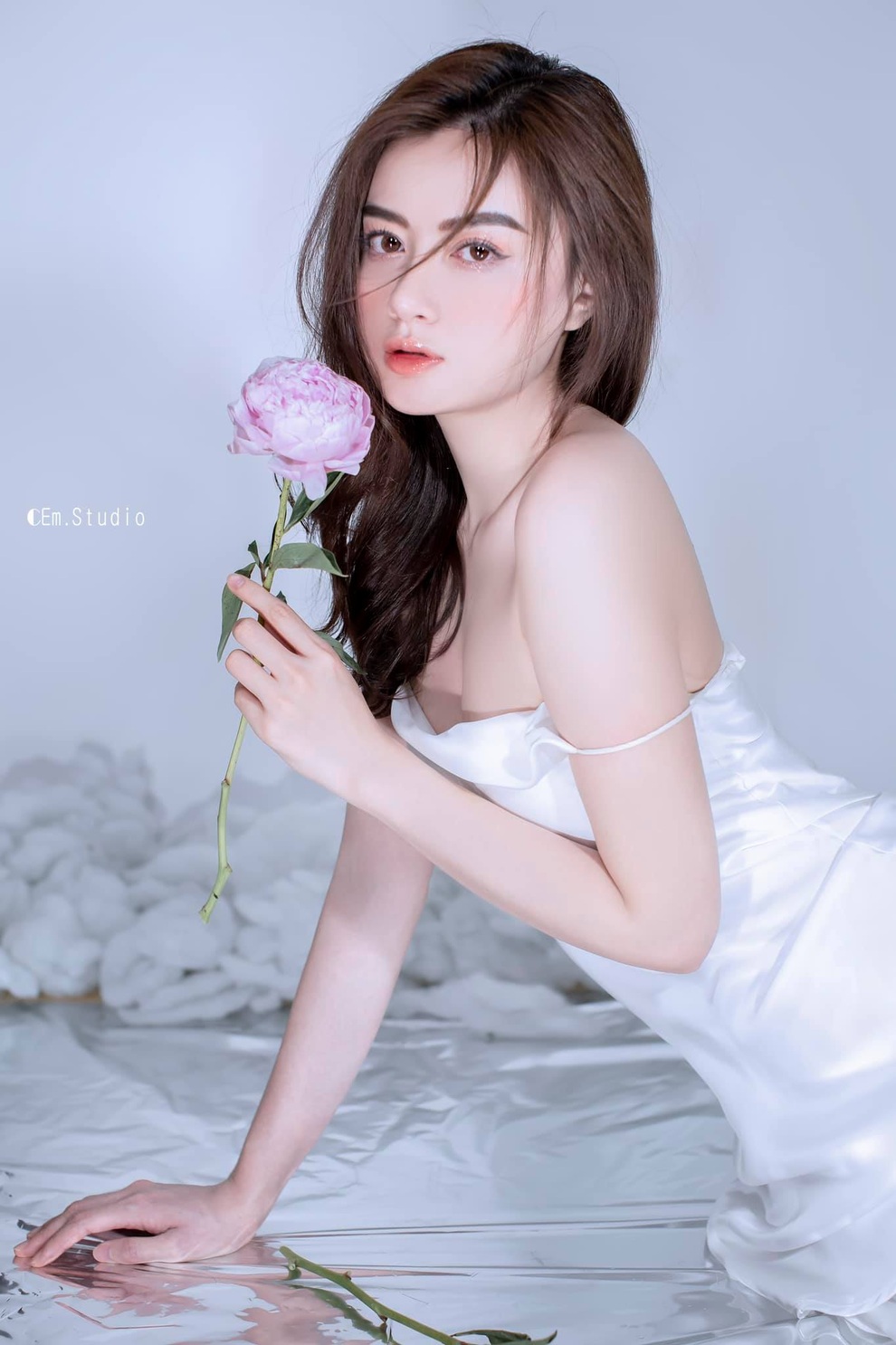 Nghỉ dịch, hoa khôi 9x trổ tài nấu nướng khiến dân mạng tấm tắc khen - 10 Nghỉ dịch, hoa khôi 9x trổ tài nấu nướng khiến dân mạng tấm tắc khen - 10