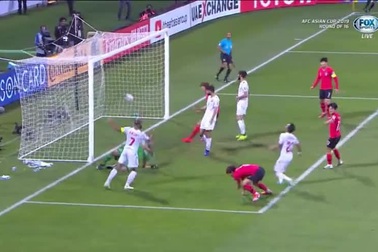 Bàn thắng nâng tỷ số lên 2-1 quý giá của Hàn Quốc