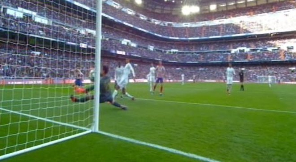 Real Madrid 1-0 Atletico: Benzema chói sáng - 8 Real Madrid 1-0 Atletico: Benzema chói sáng - 8