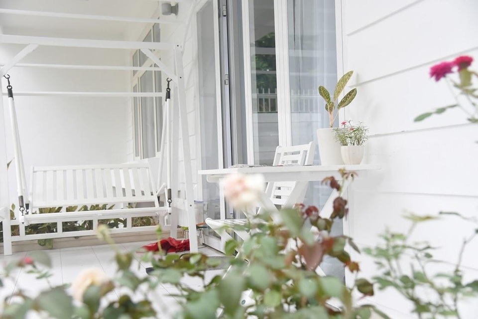 Chiêm ngưỡng nhà vườn bạc tỷ rau trái xum xuê, hoa nở bốn mùa của sao Việt - 4 Chiêm ngưỡng nhà vườn bạc tỷ rau trái xum xuê, hoa nở bốn mùa của sao Việt - 4