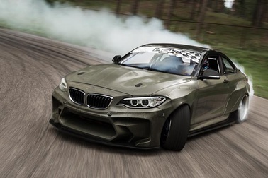 BMW 2-series với sức mạnh đến từ… General Motors