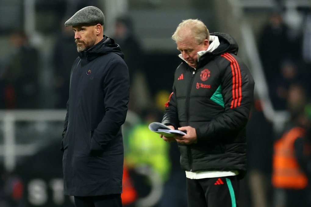 HLV Ten Hag khẳng định cầu thủ Man Utd không làm phản - 1 HLV Ten Hag khẳng định cầu thủ Man Utd không làm phản - 1
